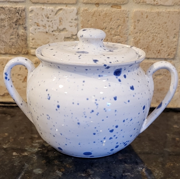 Nell Cole Graves - J.B. Cole Seagrove, NC White and Blue Sugar Bowl 1994 Age 85 - Picture 2 of 16